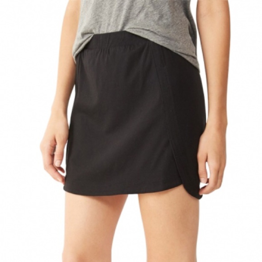 Alternative Apparel “Dolphin” hem mini skirt